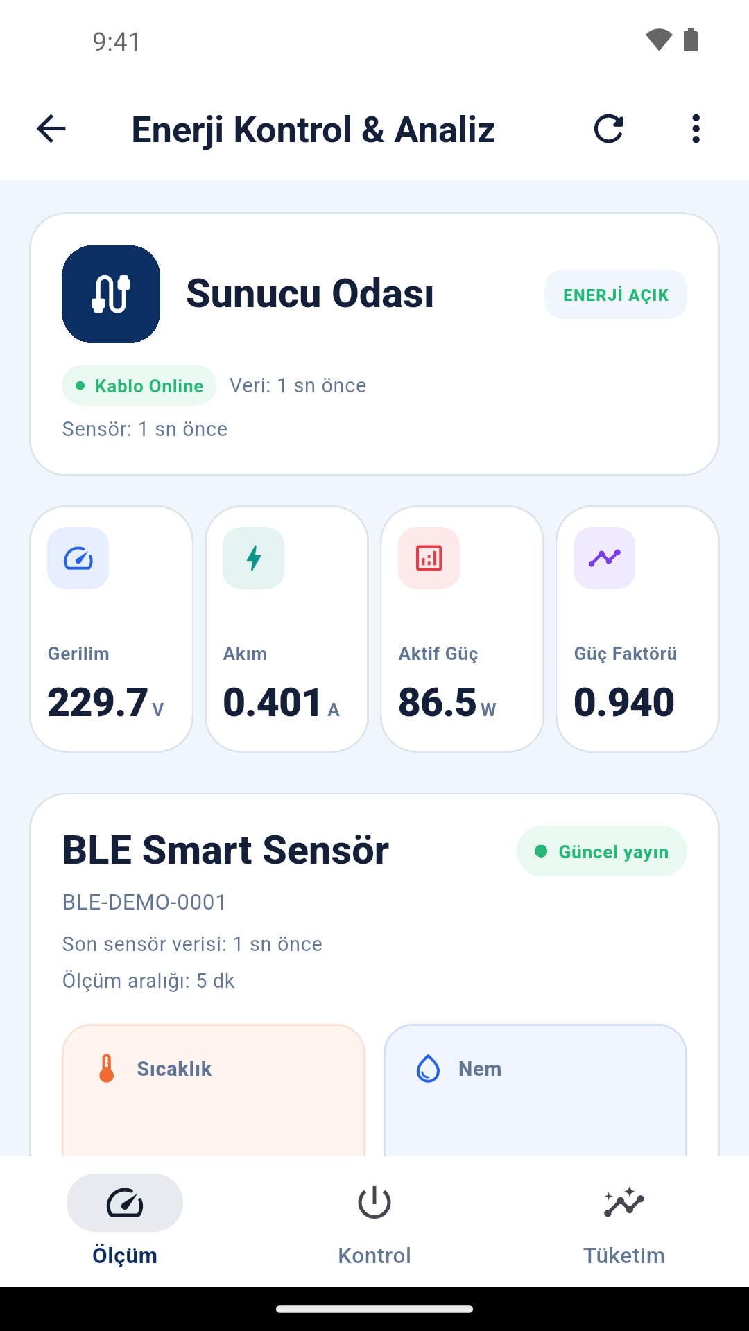 Android uygulamasında örnek gerilim, akım ve güç ölçümleri